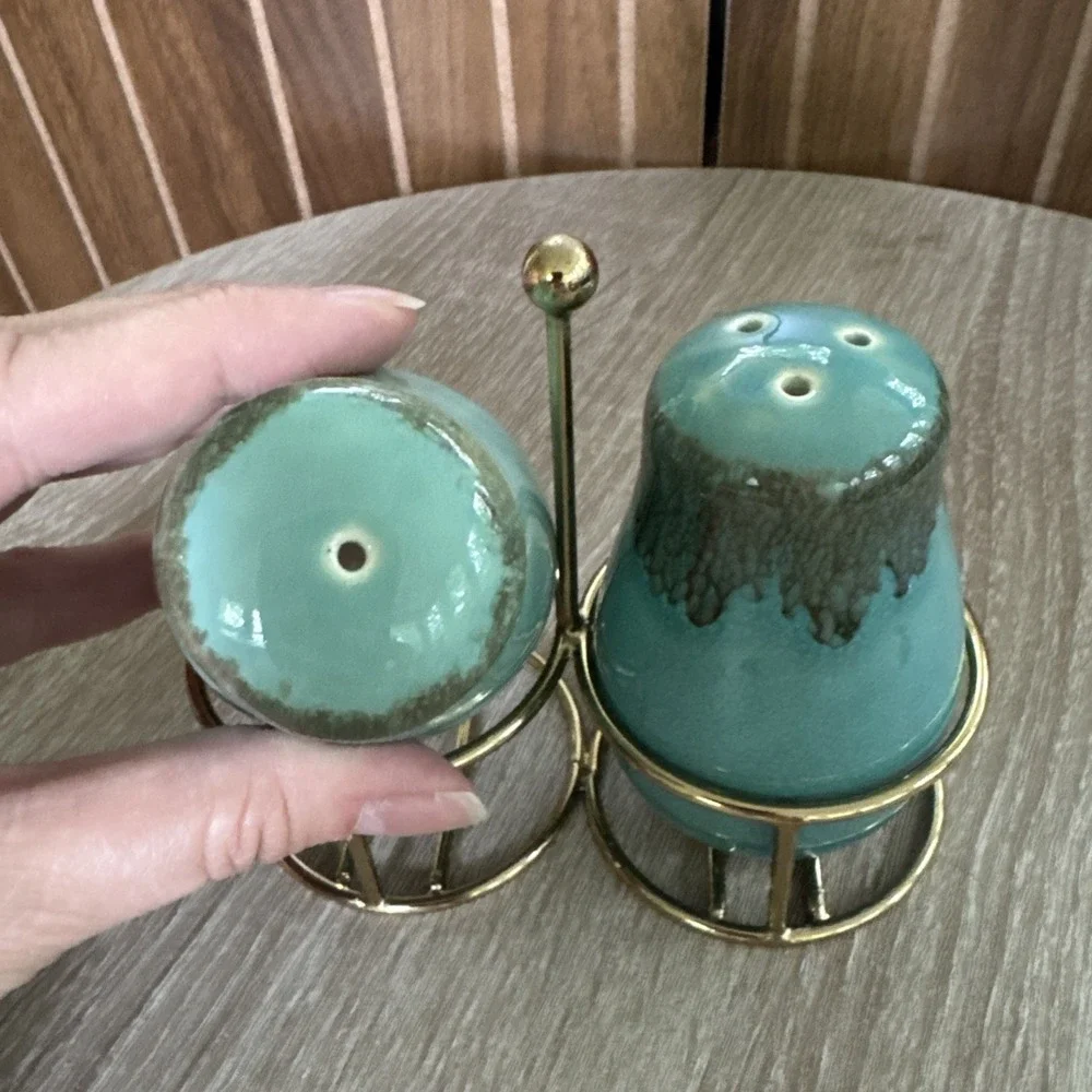 Ceramic Pottery  Salt & Pepper Shakers W/ Iron Holder, Handcrafted In India